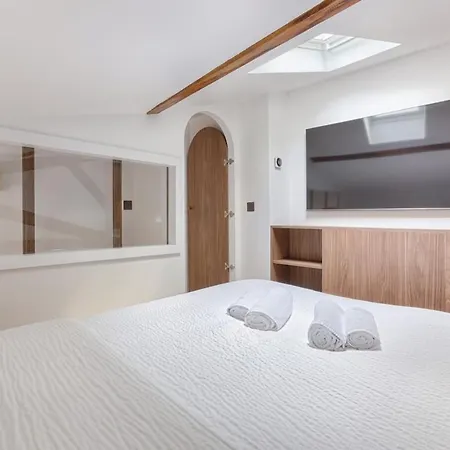 Mykeypers Luxury And Design Loft 2br 6p With Ac Bastille * Parigi